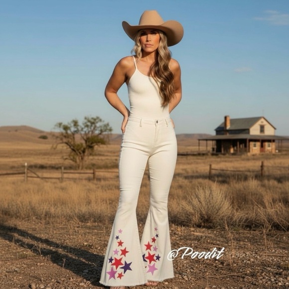 Peach Love California Denim - PEACH LOVE CALIFORNIA fitted bell bottom pants S M L